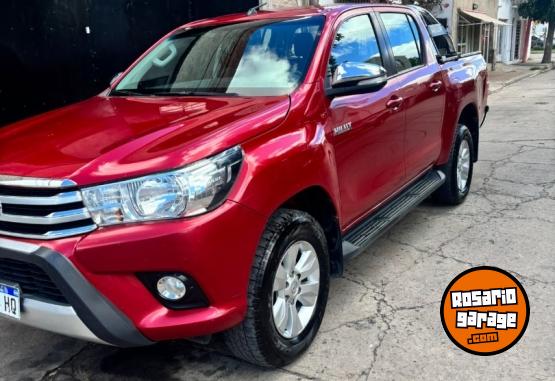 Camionetas - Toyota hilux 2016 Diesel 172000Km - En Venta