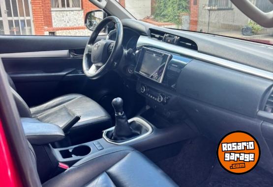 Camionetas - Toyota hilux 2016 Diesel 172000Km - En Venta