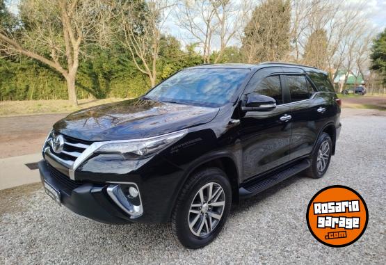 Camionetas - Toyota SW4 SRX A/T 7A 2016 Diesel 223000Km - En Venta