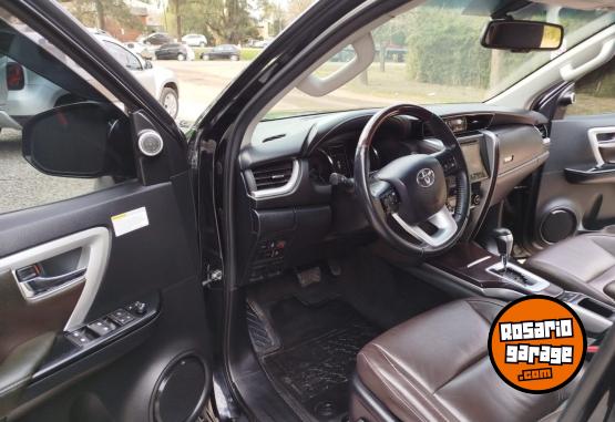 Camionetas - Toyota SW4 SRX A/T 7A 2016 Diesel 223000Km - En Venta