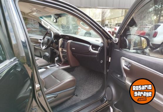 Camionetas - Toyota SW4 SRX A/T 7A 2016 Diesel 223000Km - En Venta