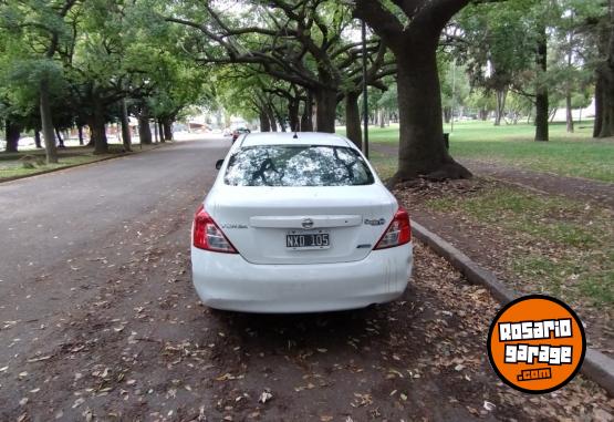 Autos - Nissan Versa 1.6 Advance 2014 Nafta 145000Km - En Venta