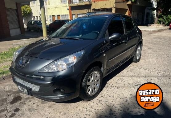 Autos - Peugeot 207 2013 Nafta 120000Km - En Venta