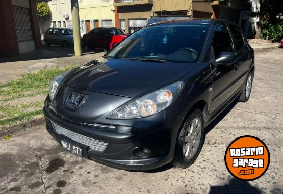 Autos - Peugeot 207 2013 Nafta 120000Km - En Venta