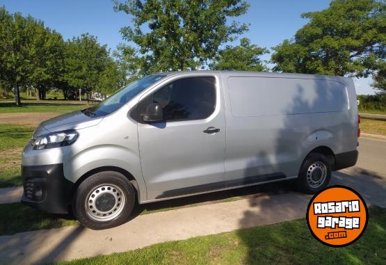 Utilitarios - Citroen Jumpy 2019 Diesel 184000Km - En Venta