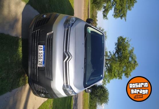 Utilitarios - Citroen Jumpy 2019 Diesel 184000Km - En Venta