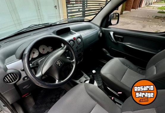 Utilitarios - Peugeot Vtc plus 1.6 hdi 2016 Diesel 140000Km - En Venta