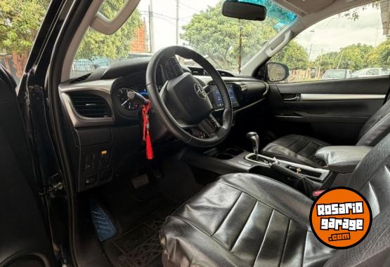 Camionetas - Toyota Hilux 2023 Diesel 22300Km - En Venta