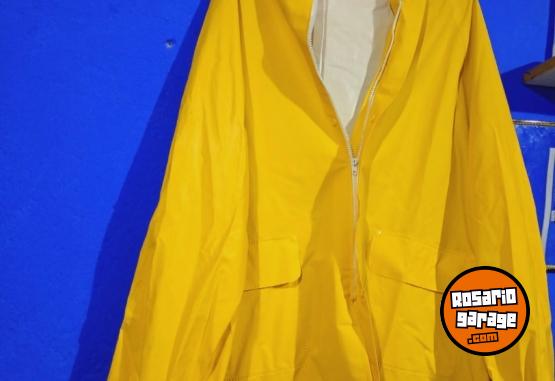 Indumentaria - Vendo pilotin de lluvia nuevo! - En Venta