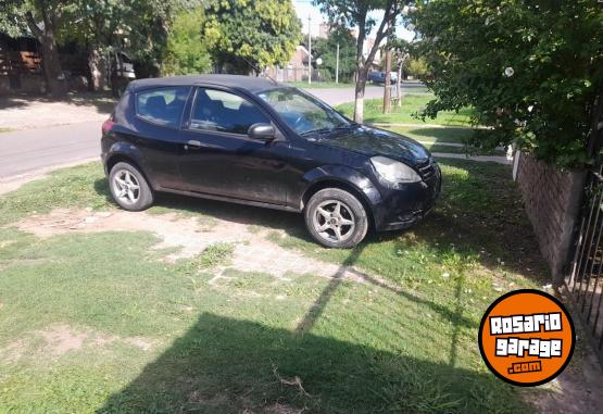 Autos - Ford Ka 1.0 viral 2010 Nafta 125000Km - En Venta