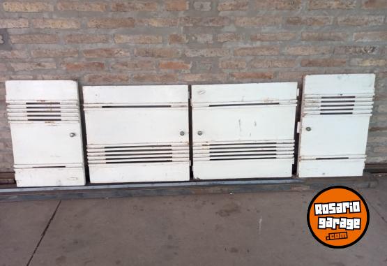 Hogar - Puerta para bajo parrillero o armario - En Venta