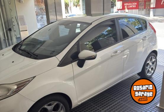 Autos - Ford Fiesta titanium 2012 Nafta 153000Km - En Venta