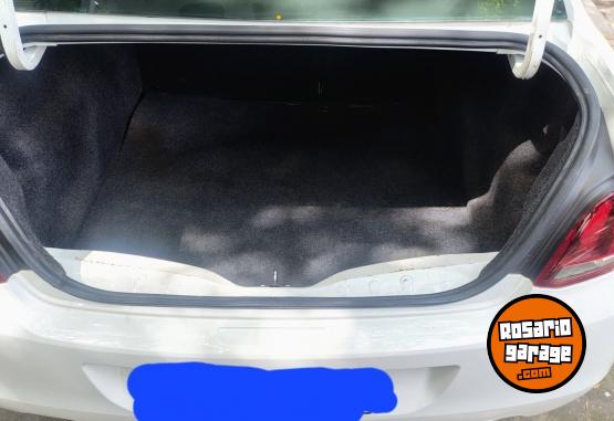 Autos - Peugeot 301 2018 Diesel 180000Km - En Venta