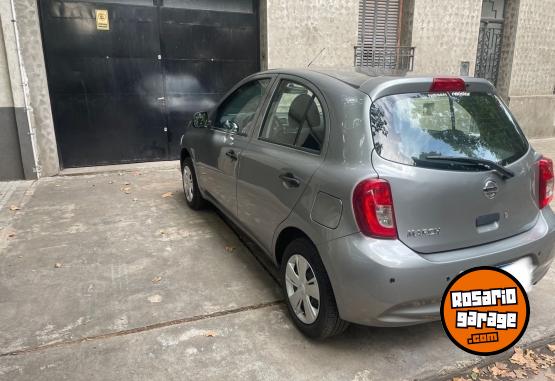 Autos - Nissan March 2018 Nafta 105000Km - En Venta