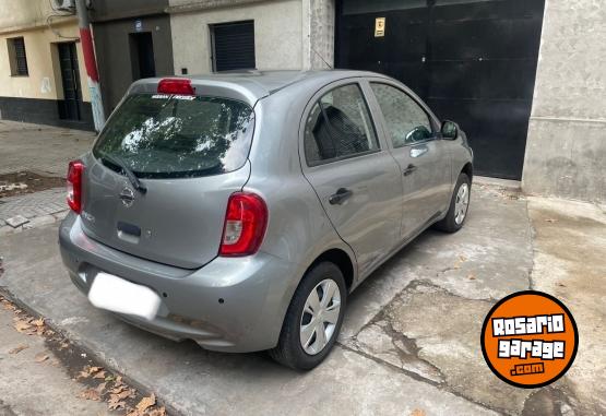 Autos - Nissan March 2018 Nafta 105000Km - En Venta