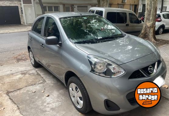 Autos - Nissan March 2018 Nafta 105000Km - En Venta