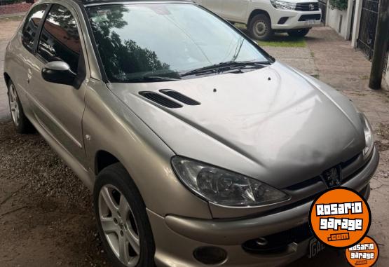 Autos - Peugeot 206 2007 Nafta 133000Km - En Venta
