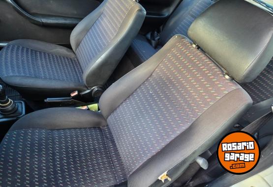 Autos - Volkswagen Gol power 1.6 2004 Nafta 245000Km - En Venta