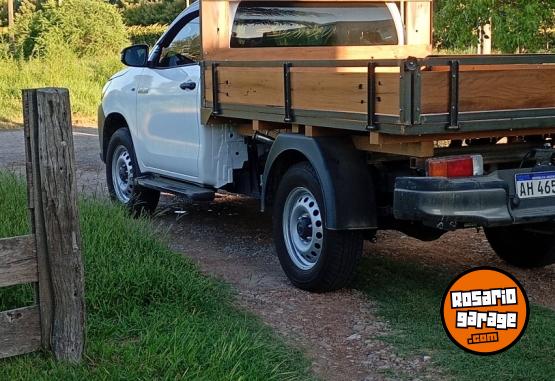 Camionetas - Toyota Se cabina simple 2025 Diesel 3500Km - En Venta