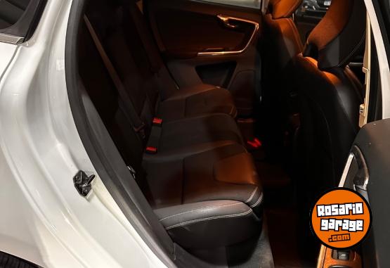 Camionetas - Volvo XC 60 2013 Nafta 180000Km - En Venta