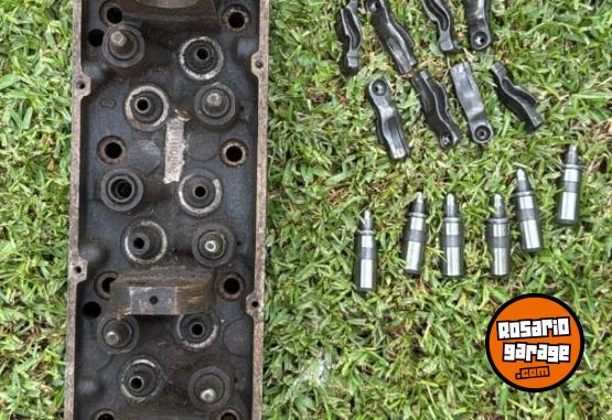 Accesorios para Autos - Tapa de cilindros Ford Taunus 2.3 - En Venta