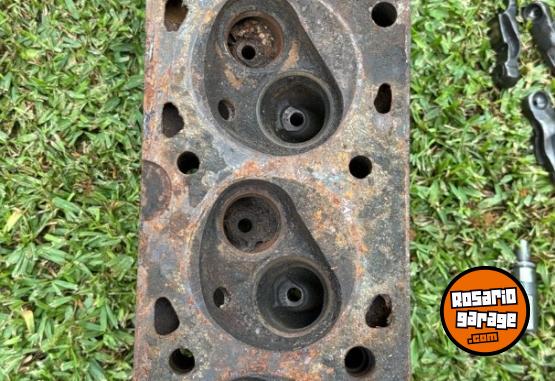 Accesorios para Autos - Tapa de cilindros Ford Taunus 2.3 - En Venta