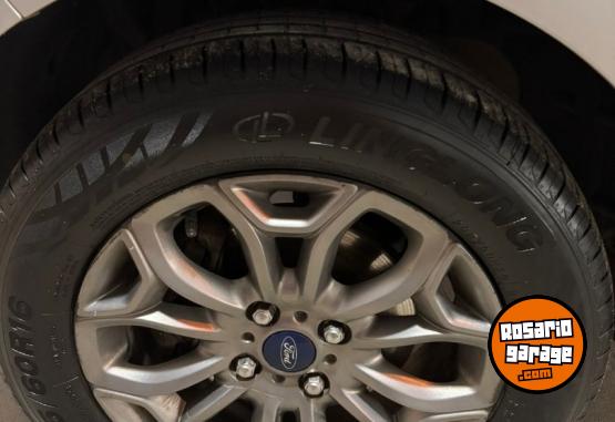 Autos - Ford ECOSPORT 2014 Nafta 96000Km - En Venta