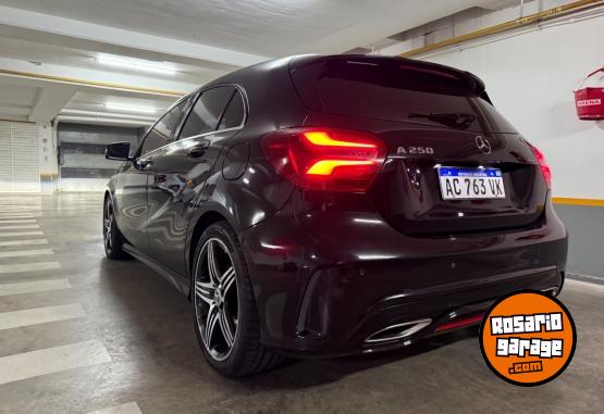 Autos - Mercedes Benz A250 sport 2018 Nafta 85000Km - En Venta