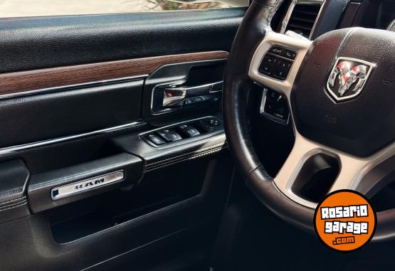 Camionetas - Chrysler RAM 1500 2017 Nafta 97000Km - En Venta