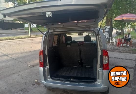 Utilitarios - Fiat QUBO 2012 Nafta 111111Km - En Venta
