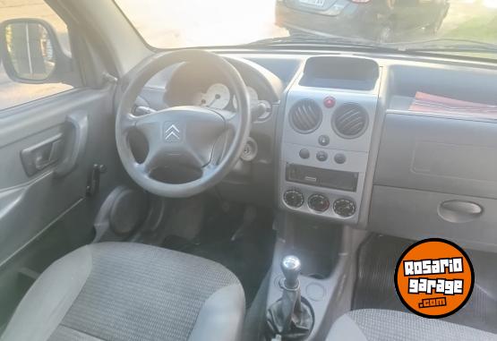 Utilitarios - Peugeot BERLINGO FURGON 2016 Diesel 111111Km - En Venta