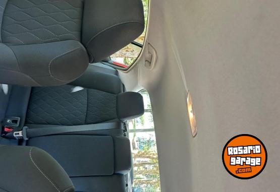 Autos - Toyota Corolla XEI 2024 Nafta 13000Km - En Venta