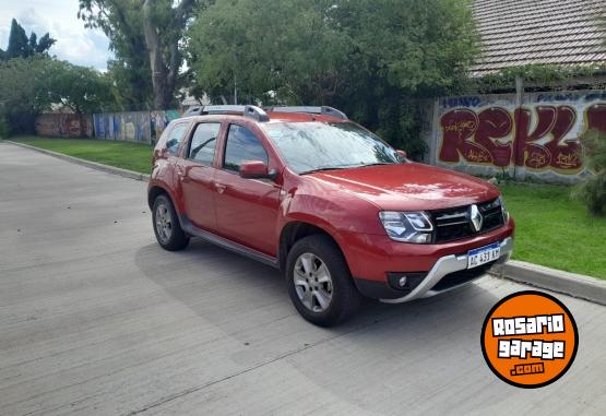 Camionetas - Renault Duster 2.0 4x4 2018 GNC 120000Km - En Venta
