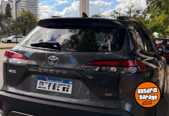 Autos - Toyota COROLLA CROSS SEG NAFTA 2024 Nafta 11500Km - En Venta