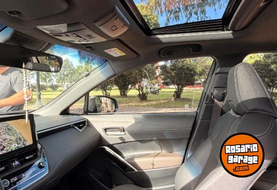 Autos - Toyota COROLLA CROSS SEG NAFTA 2024 Nafta 11500Km - En Venta