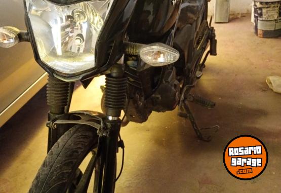 Motos - Honda Invicta 2015 Nafta 111111Km - En Venta