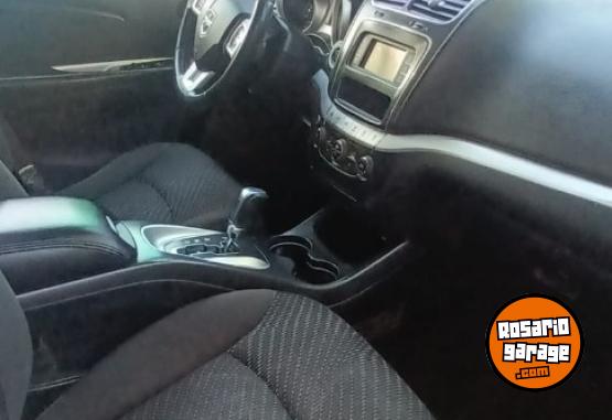 Camionetas - Dodge JOURNEY 2.4 SXT 2012 Nafta 190000Km - En Venta
