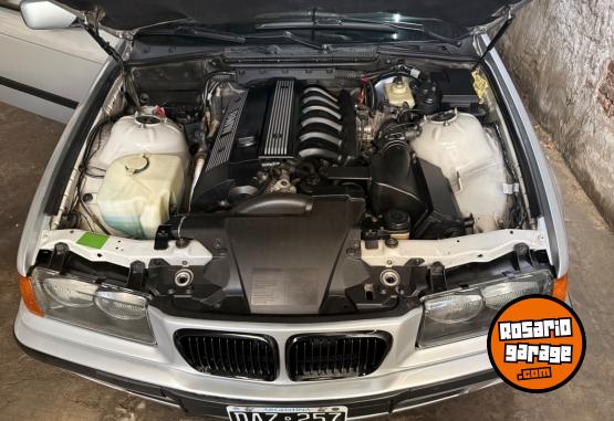 Autos - Bmw 323TI 1999 Nafta 252000Km - En Venta