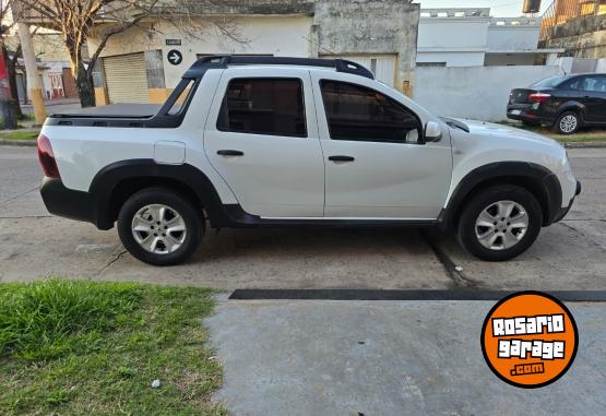 Camionetas - Renault Oroch Outsider 1.6 GNC 2018 GNC 140000Km - En Venta