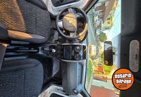 Camionetas - Renault Oroch Outsider 1.6 GNC 2018 GNC 140000Km - En Venta