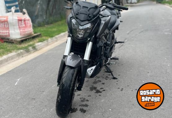 Motos - Bajaj Dominar D400 Tourer 2024 Nafta 8820Km - En Venta