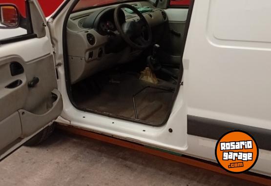 Utilitarios - Renault Kangoo 2011 Diesel 250Km - En Venta