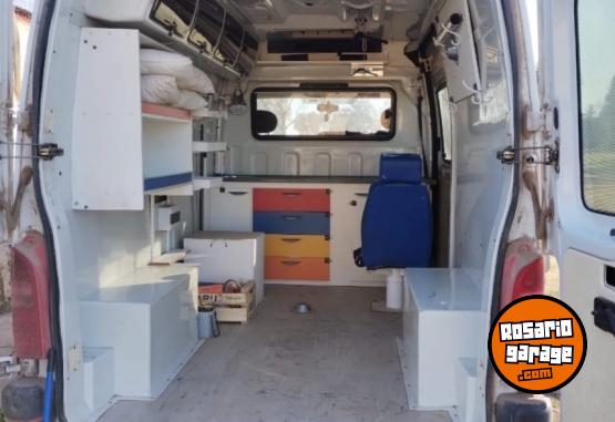 Utilitarios - Renault Master 1999 Diesel 400Km - En Venta