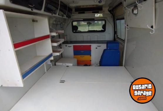 Utilitarios - Renault Master 1999 Diesel 400Km - En Venta