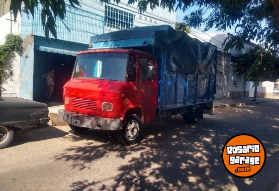 Camiones y Gr�as - VENDO 608 TITULAR 82 - En Venta