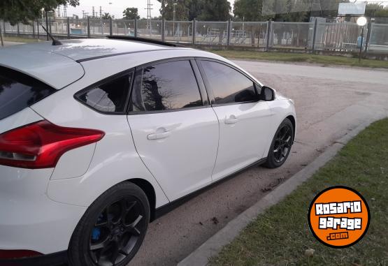 Autos - Ford Se plus 2.0 2015 Nafta 135000Km - En Venta