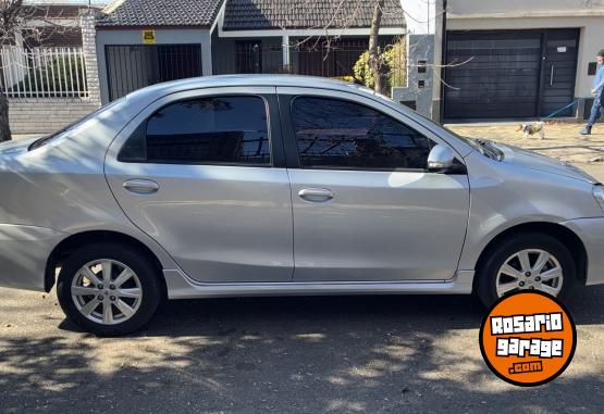 Autos - Toyota Etios xls automatico 2018 Nafta 97000Km - En Venta
