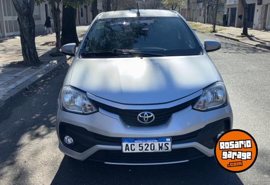 Autos - Toyota Etios xls automatico 2018 Nafta 97000Km - En Venta