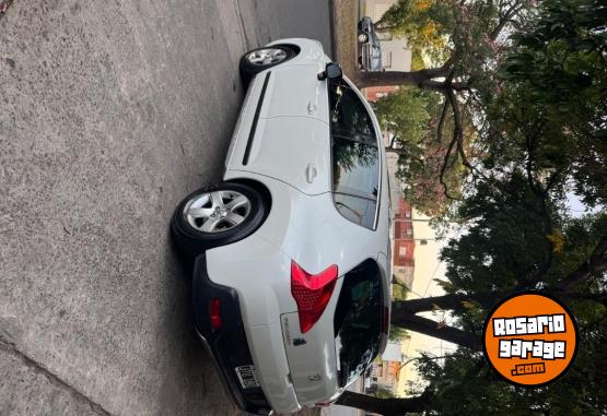 Autos - Peugeot 3008 2011 Nafta 131800Km - En Venta