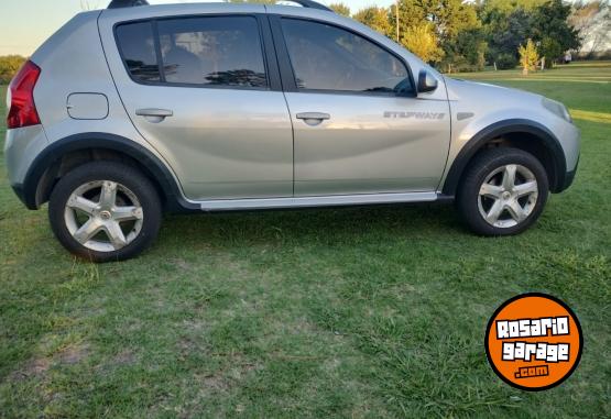 Autos - Renault Sandero stepway 2012 Nafta 125000Km - En Venta